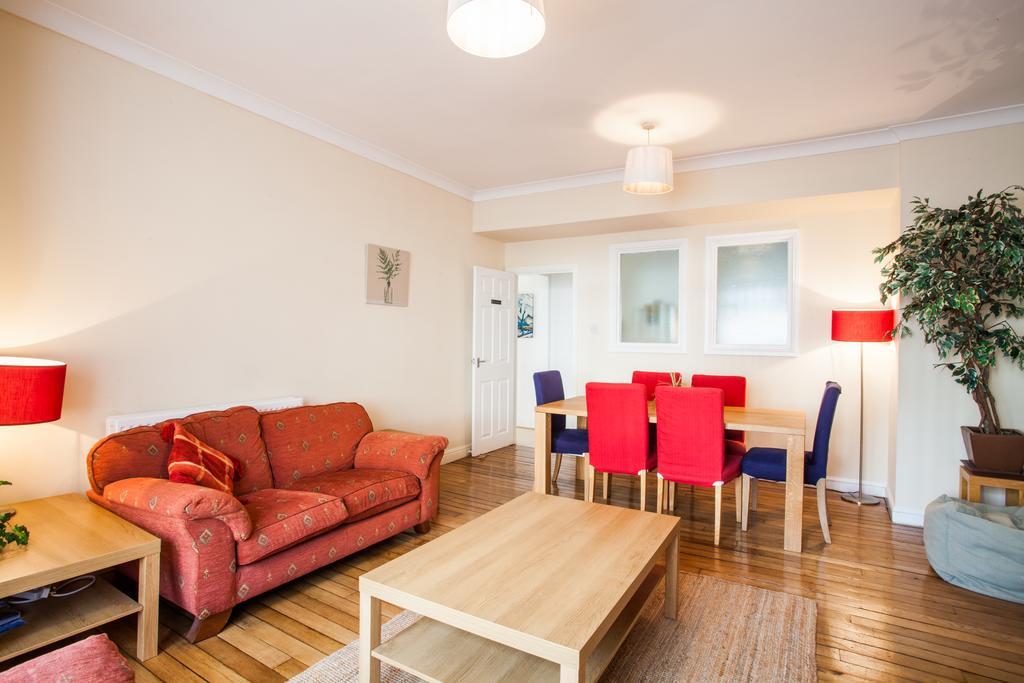 קארדיף 1 Fitzhamon Embankment Apartments Opposite Principality Stadium - Long Stay Offer חדר תמונה